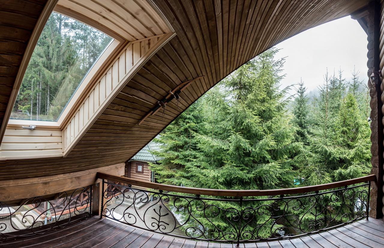 Лісовий Маєток Slawske Exterior foto